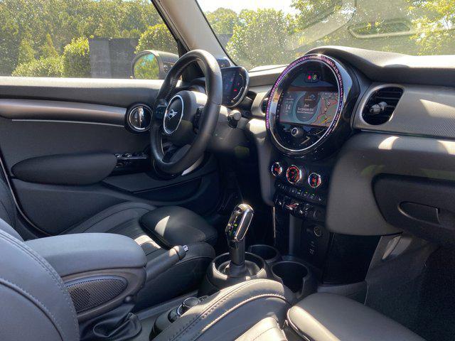 used 2022 MINI Hardtop car, priced at $24,988