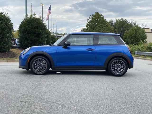 new 2025 MINI Hardtop car, priced at $32,645