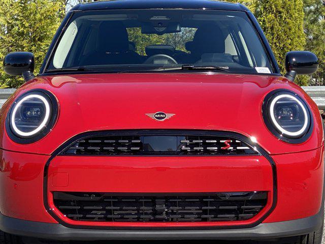 new 2025 MINI Hardtop car, priced at $37,110