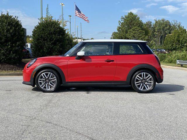 new 2025 MINI Hardtop car, priced at $32,420