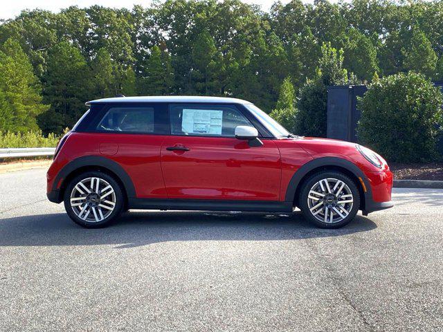 new 2025 MINI Hardtop car, priced at $32,420