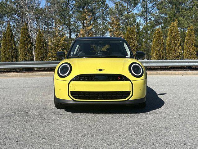 used 2025 MINI Hardtop car, priced at $32,000