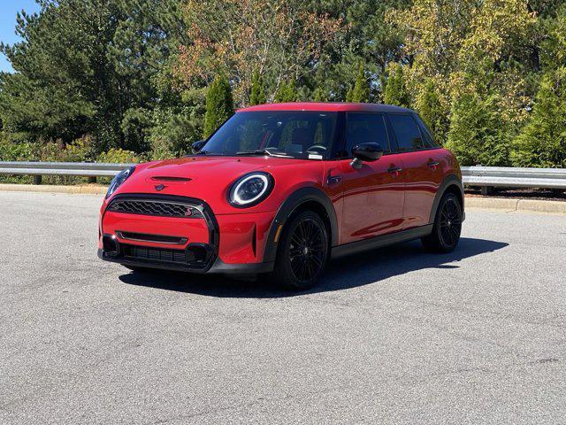 used 2024 MINI Hardtop car, priced at $34,988