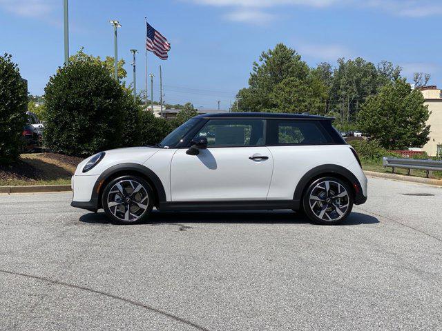 new 2025 MINI Hardtop car, priced at $38,295