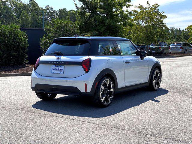 new 2025 MINI Hardtop car, priced at $38,295