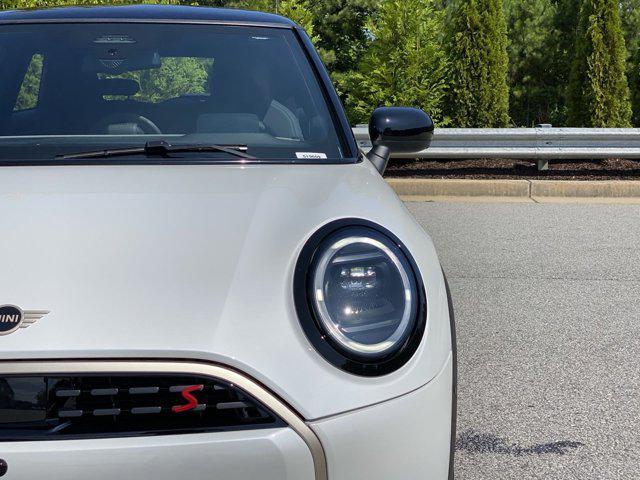 new 2025 MINI Hardtop car, priced at $38,295