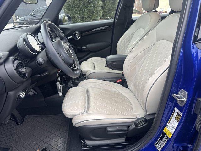 used 2020 MINI Hardtop car, priced at $18,000