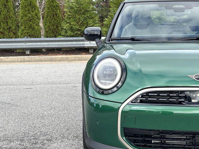 new 2025 MINI Hardtop car, priced at $33,495