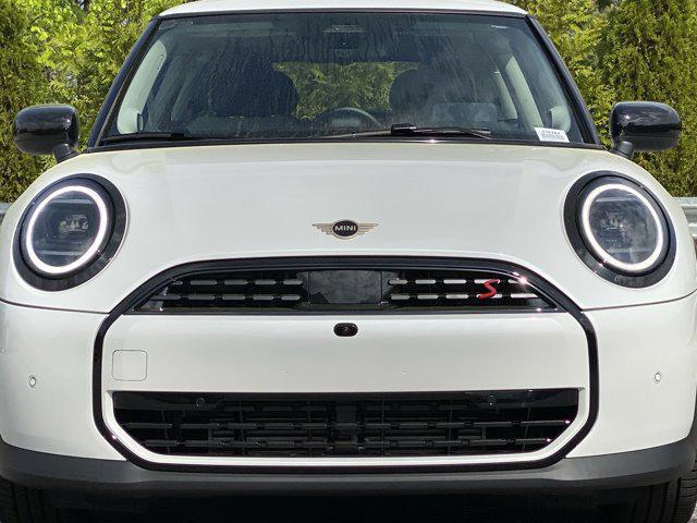 new 2025 MINI Hardtop car, priced at $37,810