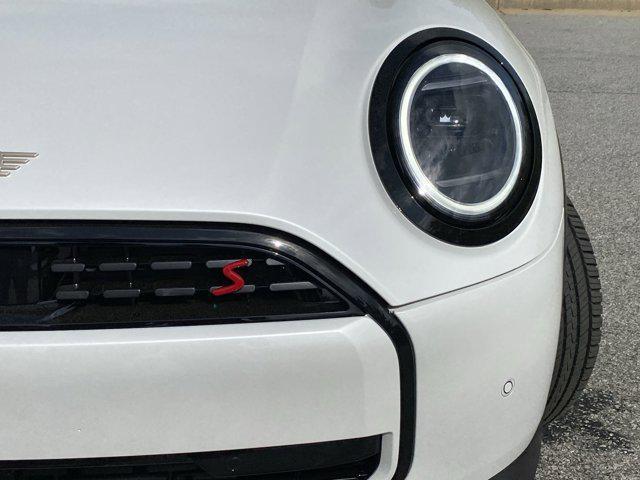 new 2025 MINI Hardtop car, priced at $37,810