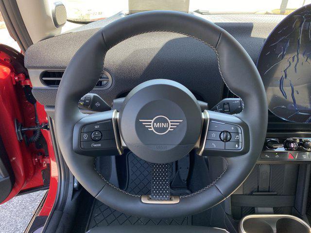 new 2025 MINI Hardtop car, priced at $37,810