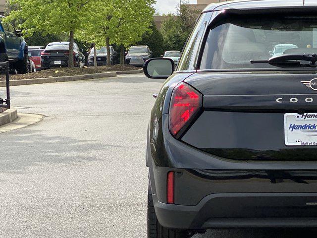 new 2025 MINI Hardtop car, priced at $36,560