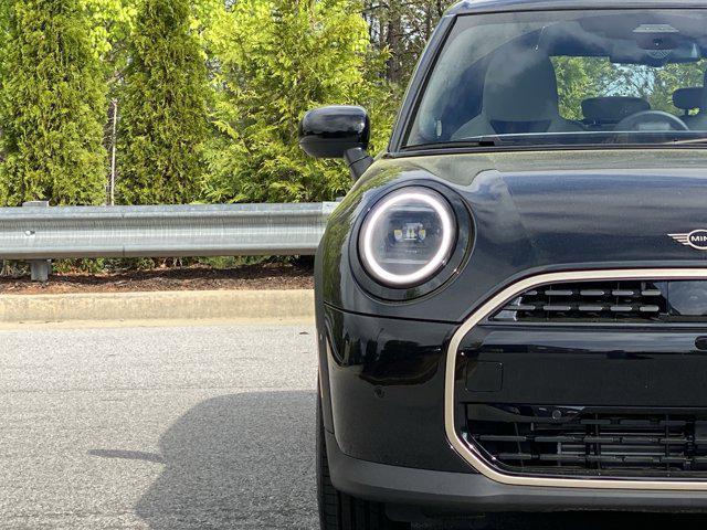 new 2025 MINI Hardtop car, priced at $36,560