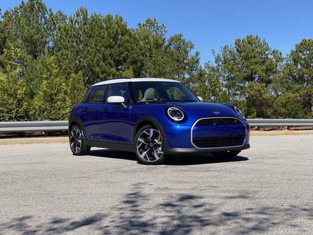 new 2025 MINI Hardtop car, priced at $39,545