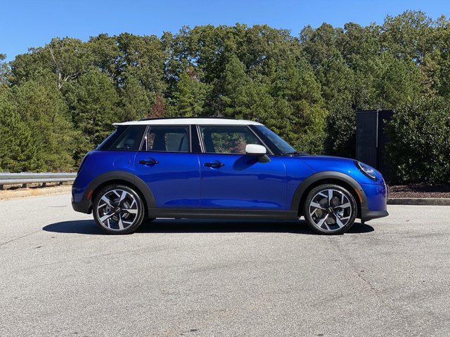 new 2025 MINI Hardtop car, priced at $39,545