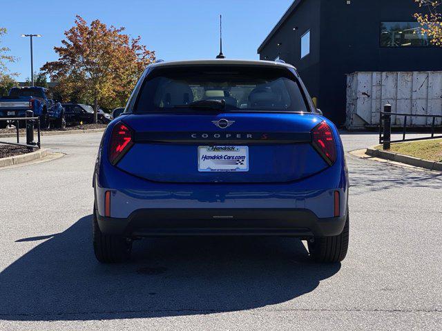 new 2025 MINI Hardtop car, priced at $39,545