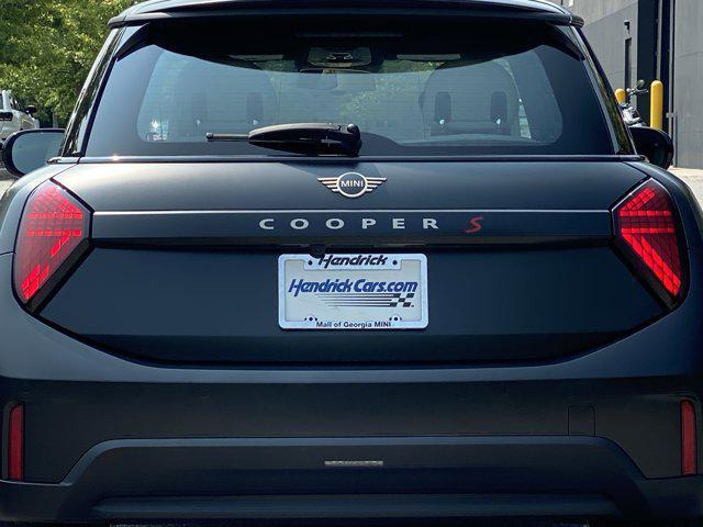 new 2025 MINI Hardtop car, priced at $38,295