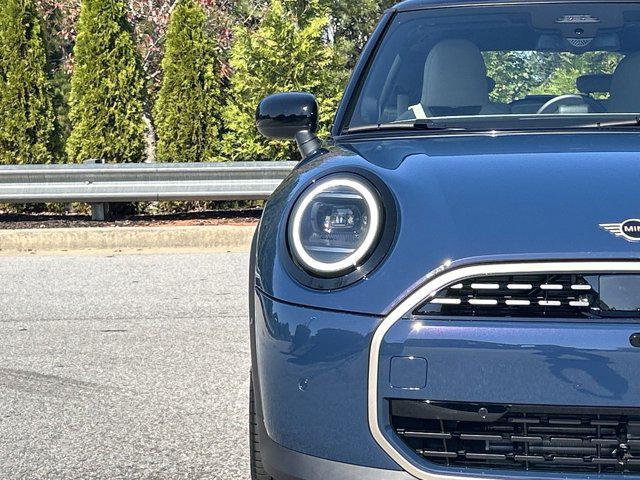 new 2025 MINI Hardtop car, priced at $35,645