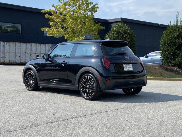 new 2025 MINI Hardtop car, priced at $35,595