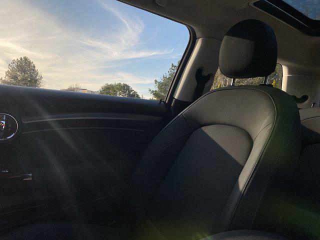 used 2023 MINI Hardtop car, priced at $23,988