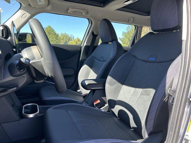 used 2025 MINI Hardtop car, priced at $33,988