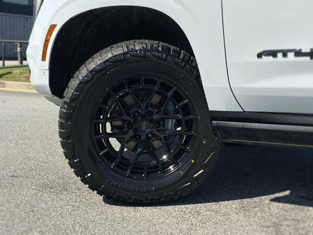 used 2025 GMC Yukon car, priced at $114,988
