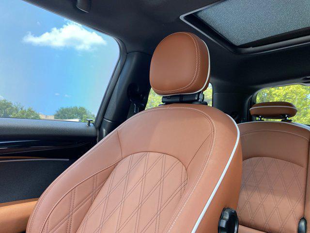 used 2022 MINI Hardtop car, priced at $32,988