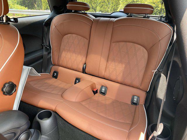 used 2022 MINI Hardtop car, priced at $32,988