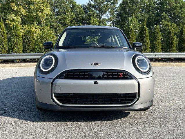 new 2025 MINI Hardtop car, priced at $37,545