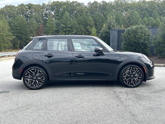 new 2025 MINI Hardtop car, priced at $39,295