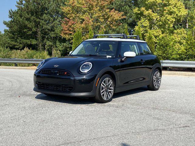 new 2025 MINI Hardtop car, priced at $36,445