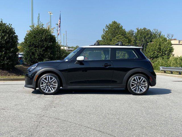 new 2025 MINI Hardtop car, priced at $36,445