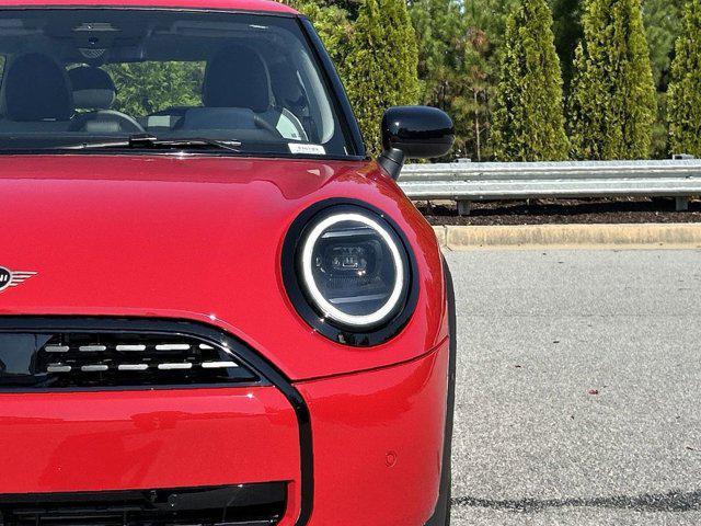 new 2025 MINI Hardtop car, priced at $32,345