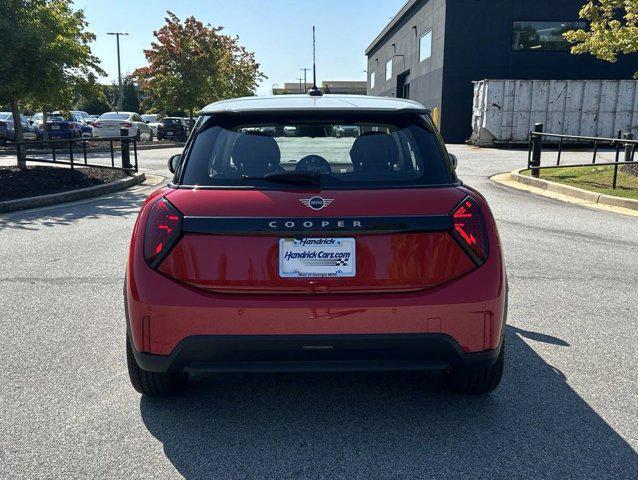 new 2025 MINI Hardtop car, priced at $32,420