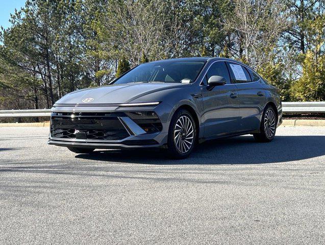 used 2025 Hyundai Sonata Hybrid car, priced at $37,000