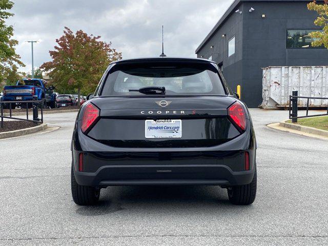 new 2025 MINI Hardtop car, priced at $38,295