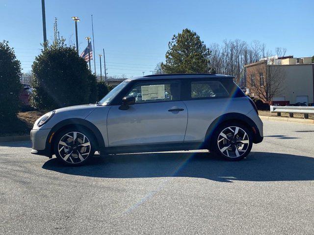 new 2025 MINI Hardtop car, priced at $34,895