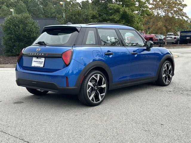 new 2025 MINI Hardtop car, priced at $37,995