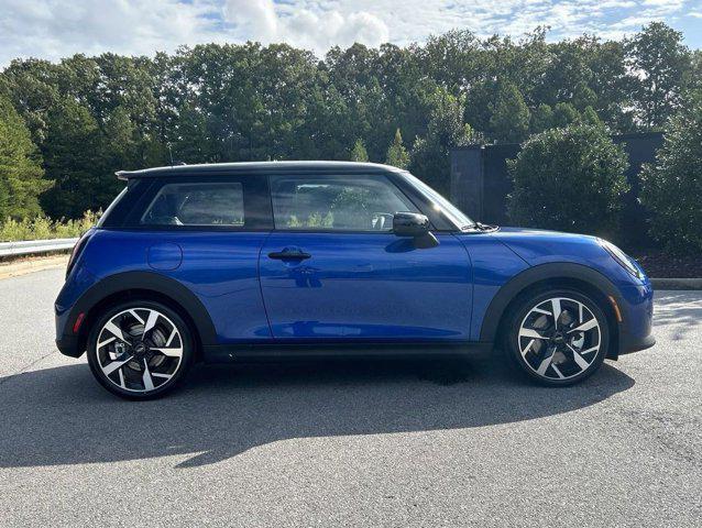 new 2025 MINI Hardtop car, priced at $36,495