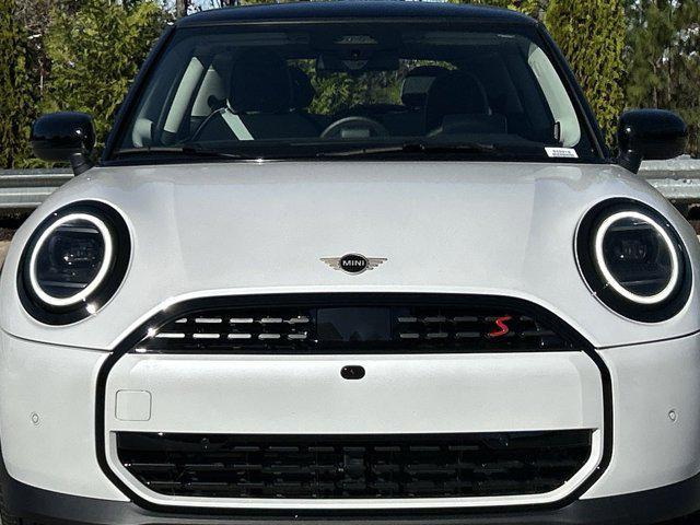 new 2025 MINI Hardtop car, priced at $37,380