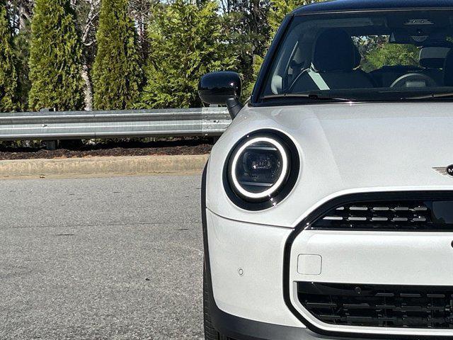 new 2025 MINI Hardtop car, priced at $37,380