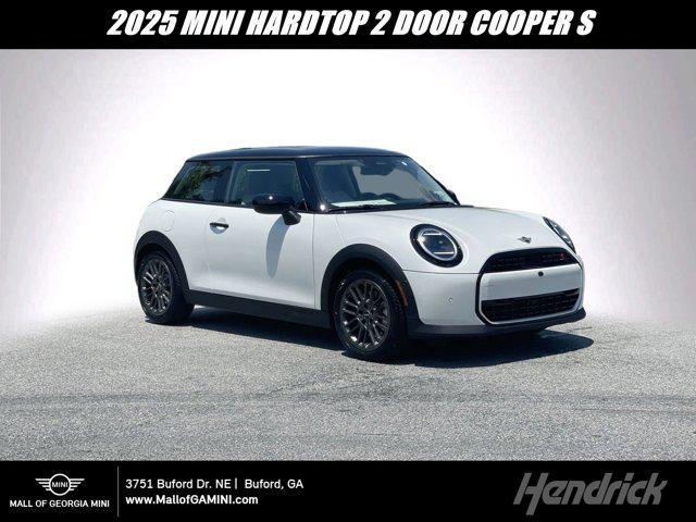 new 2025 MINI Hardtop car, priced at $37,295