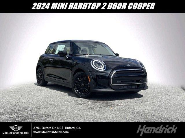 new 2024 MINI Hardtop car, priced at $31,945