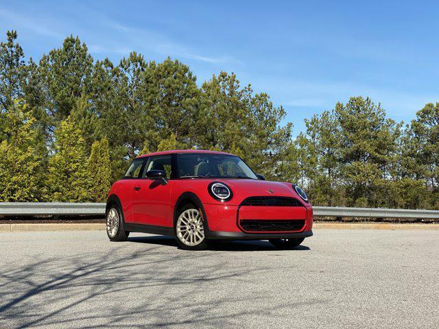 used 2025 MINI Hardtop car, priced at $28,988