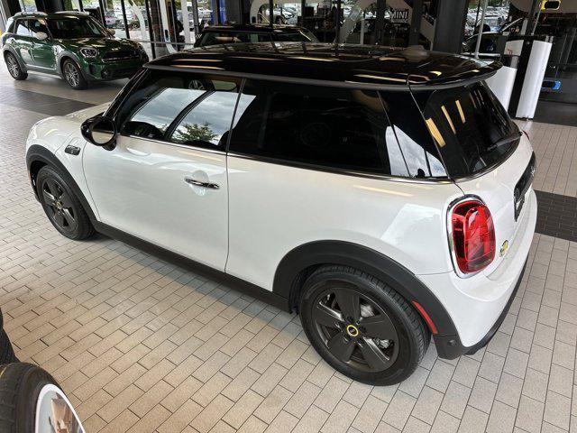 used 2024 MINI Hardtop car, priced at $29,988