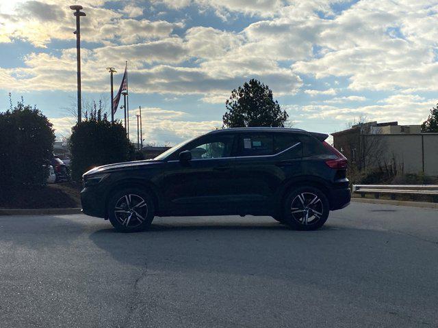 used 2025 Volvo XC40 car, priced at $29,900