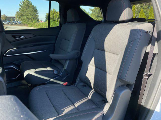 used 2024 Chevrolet Traverse car, priced at $47,988