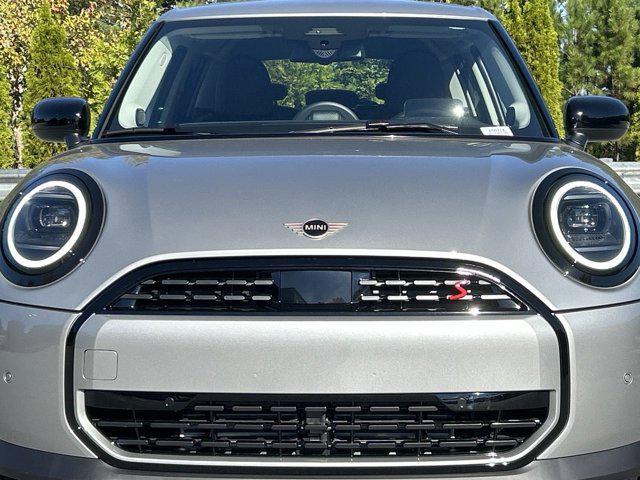 new 2025 MINI Hardtop car, priced at $37,445