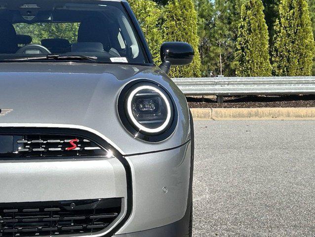 new 2025 MINI Hardtop car, priced at $37,445