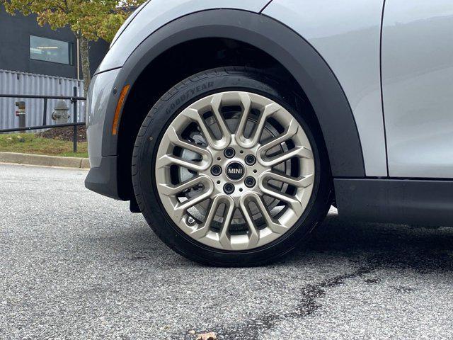 new 2025 MINI Hardtop car, priced at $36,680